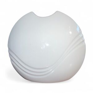 Mikasa Blythe ceramic vase, with wavy design, vintage, elegant design, no damage